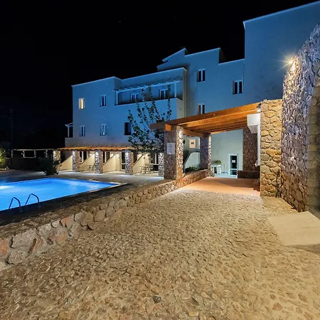 Gin Wellness Hotel *